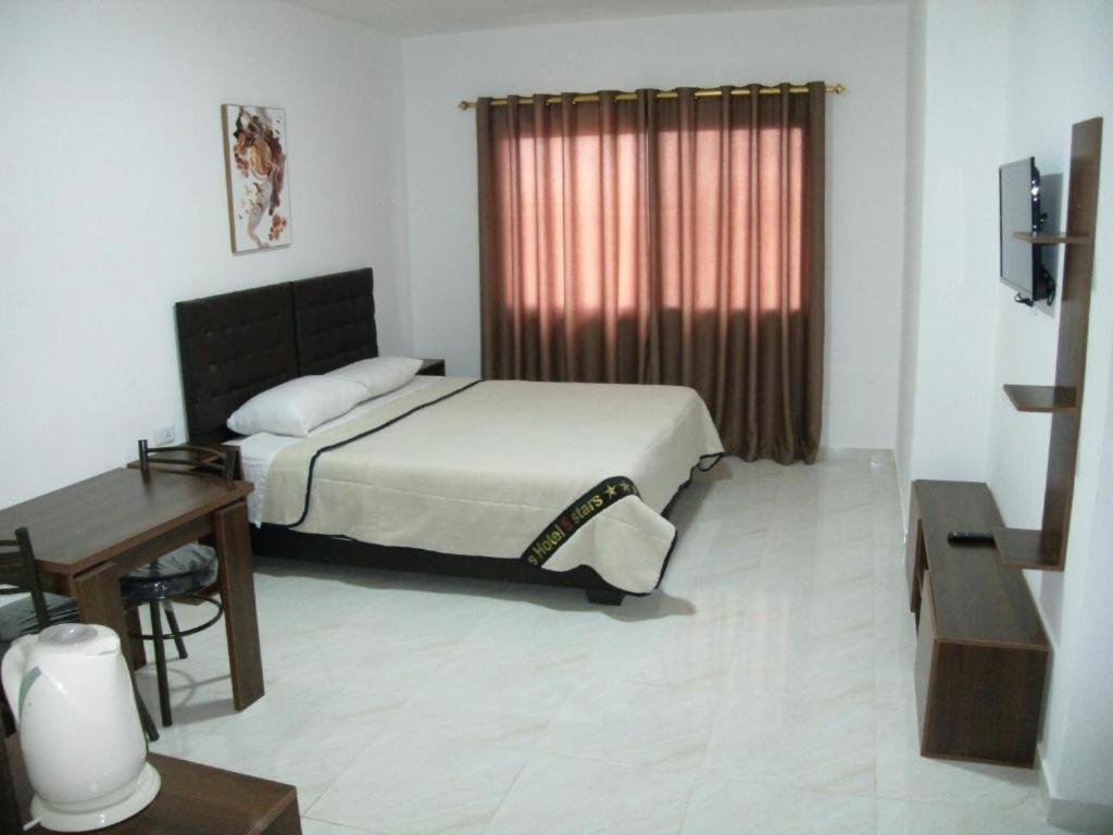 עמאן Salvador Dali Apartments מראה חיצוני תמונה