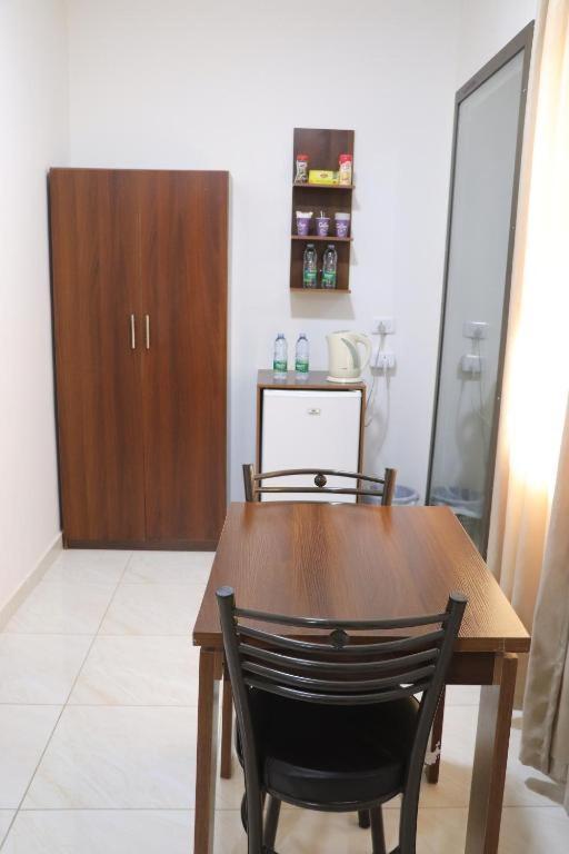 עמאן Salvador Dali Apartments מראה חיצוני תמונה