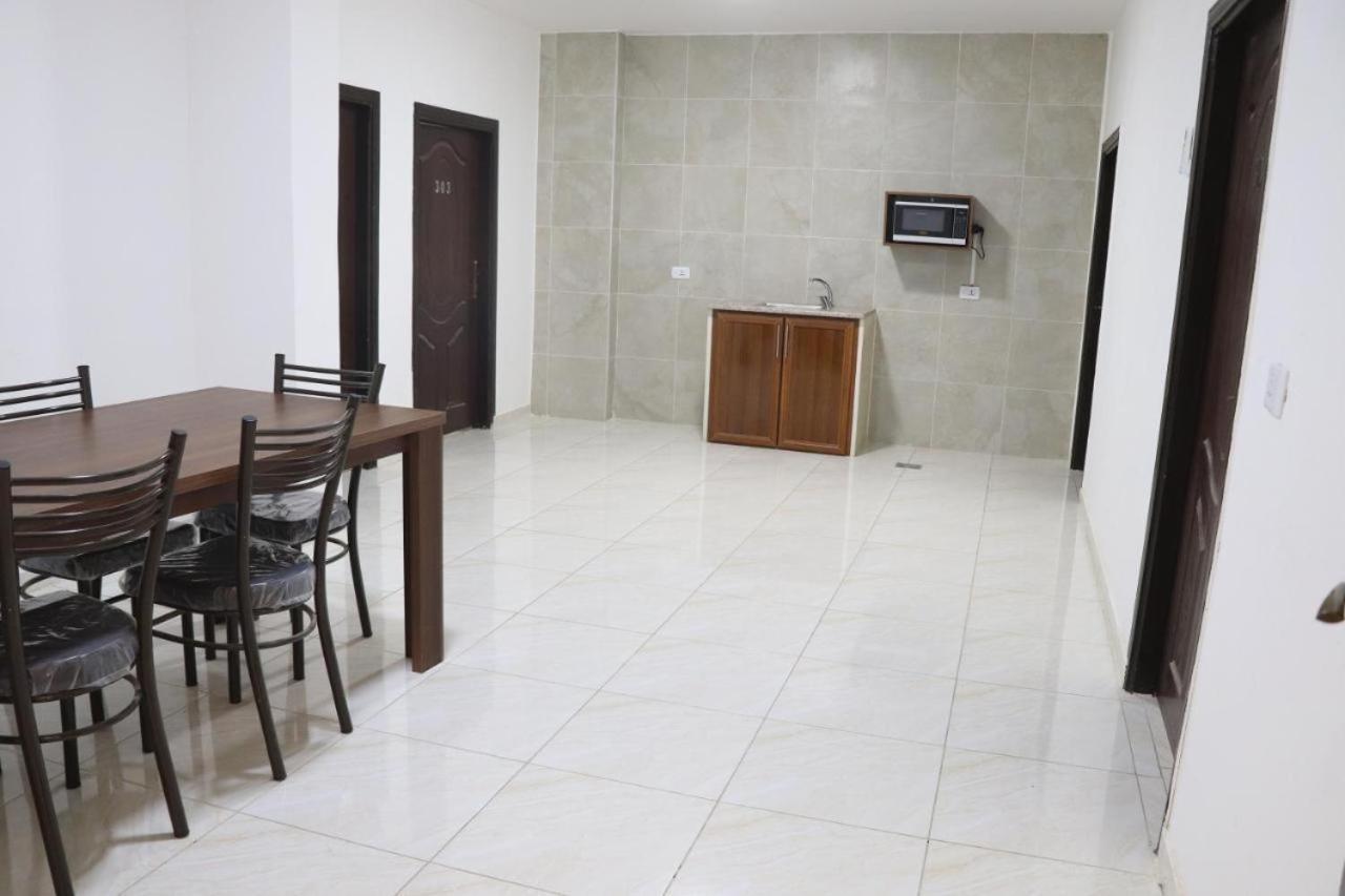 עמאן Salvador Dali Apartments מראה חיצוני תמונה